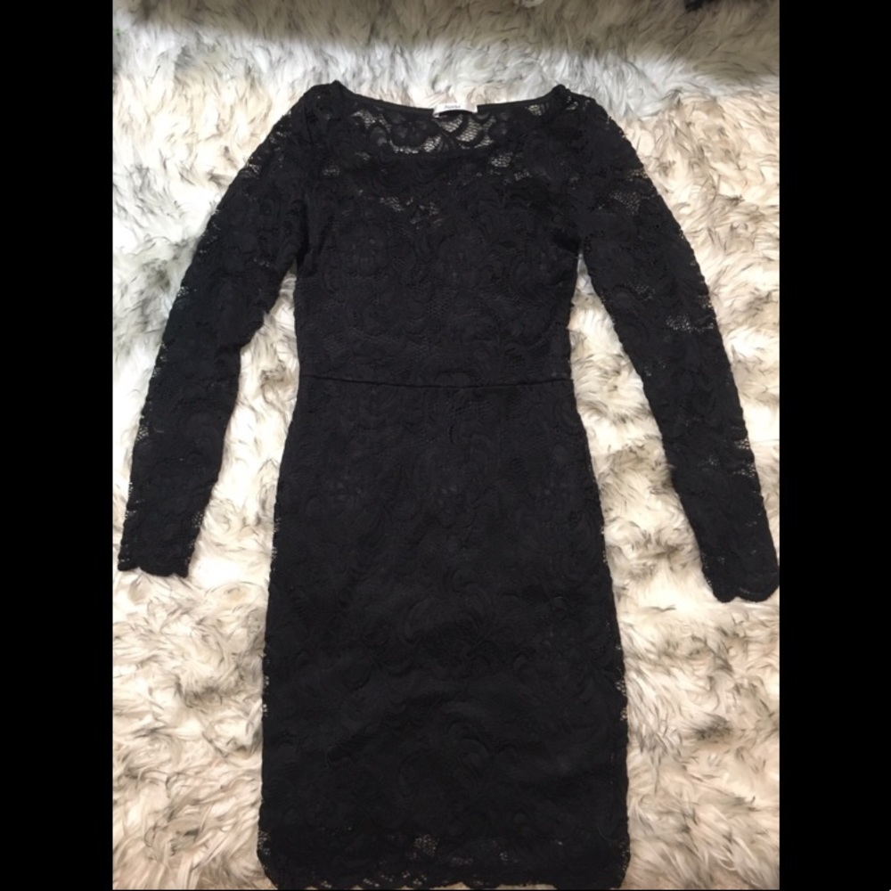 Black mid thigh lace dress